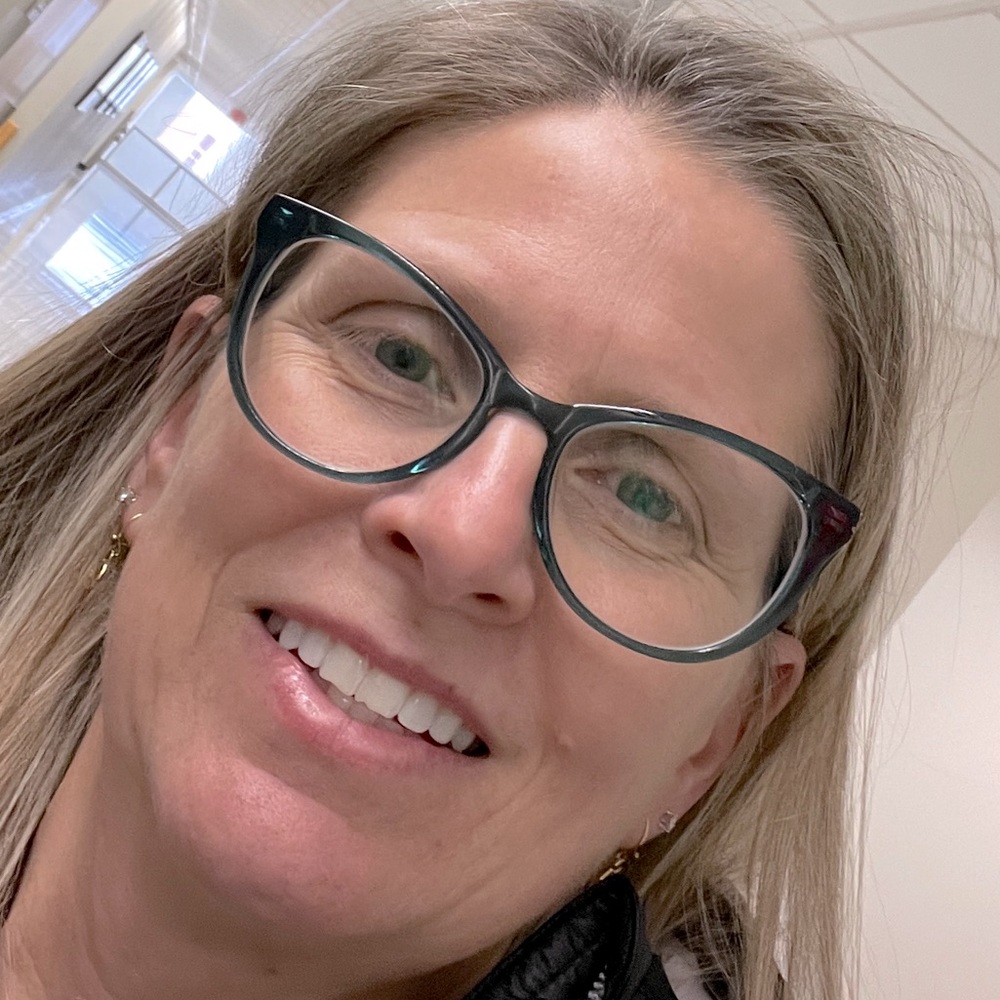 Meet your Posher, Linda